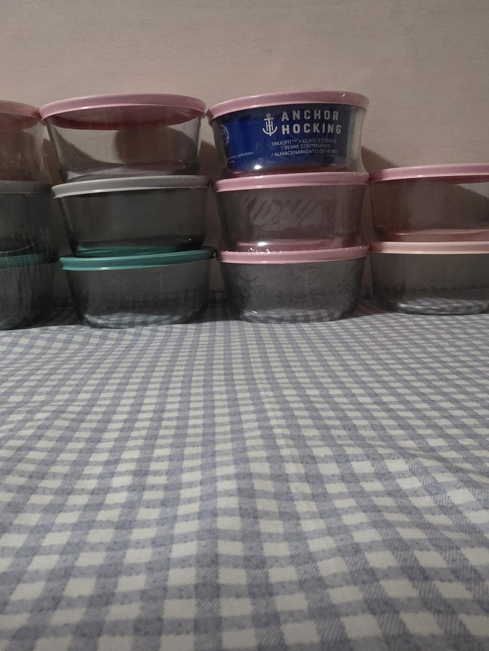 Anchor Hocking / Pyrex Storage containers with lids 4 Cup